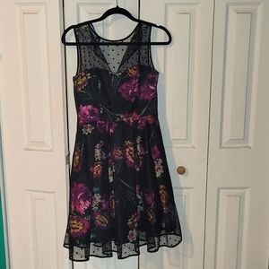 Eliza J Black Floral Size 4
